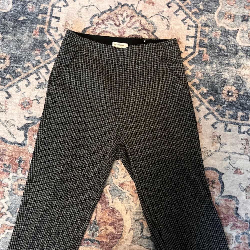 Max Studio Black and White Dress Pants